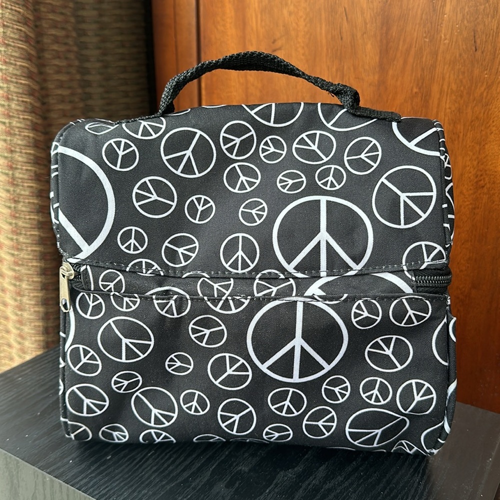Peace Sign Insulated Lunchbox - Picture 3 of 10